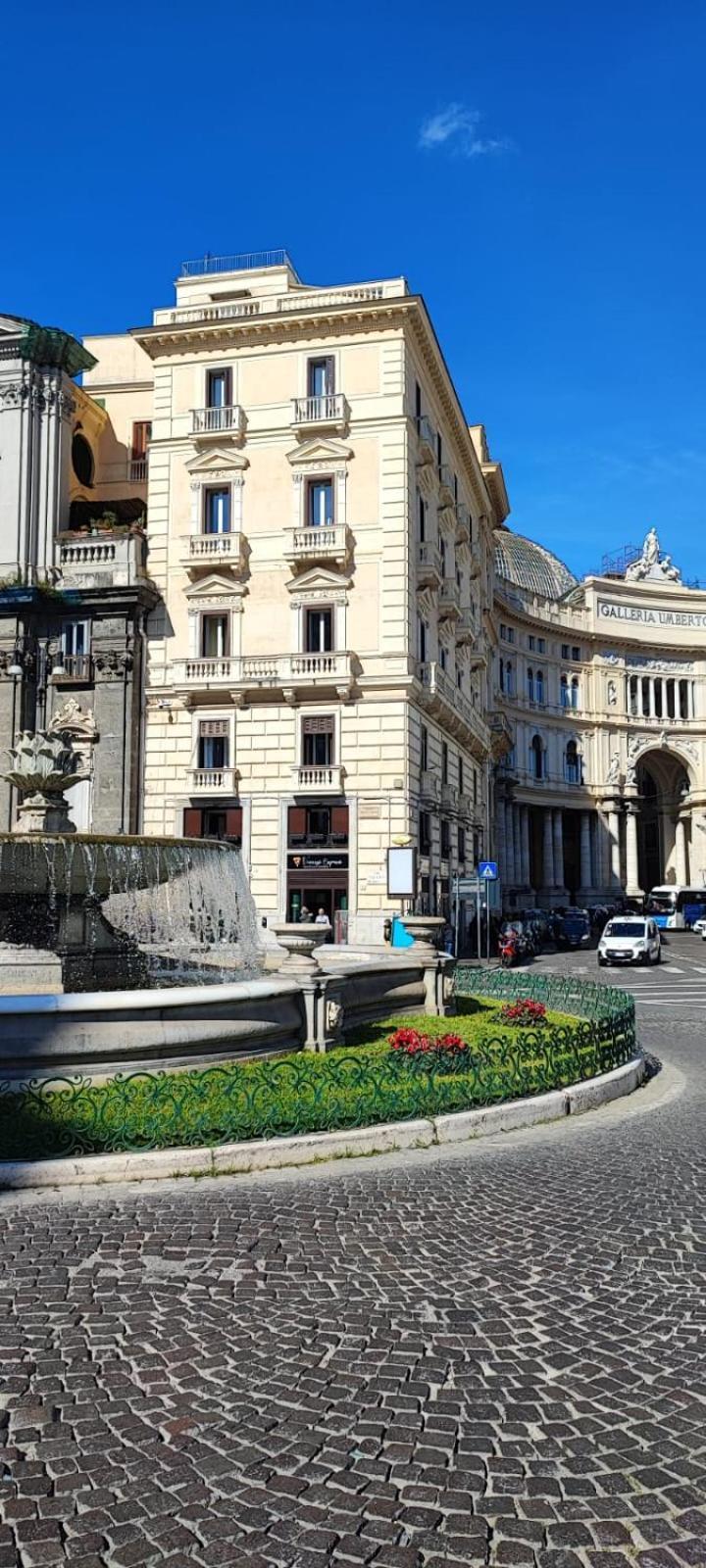 La Chicca Appartamento Intero Nei Quartieri Spagnoli 那不勒斯 外观 照片